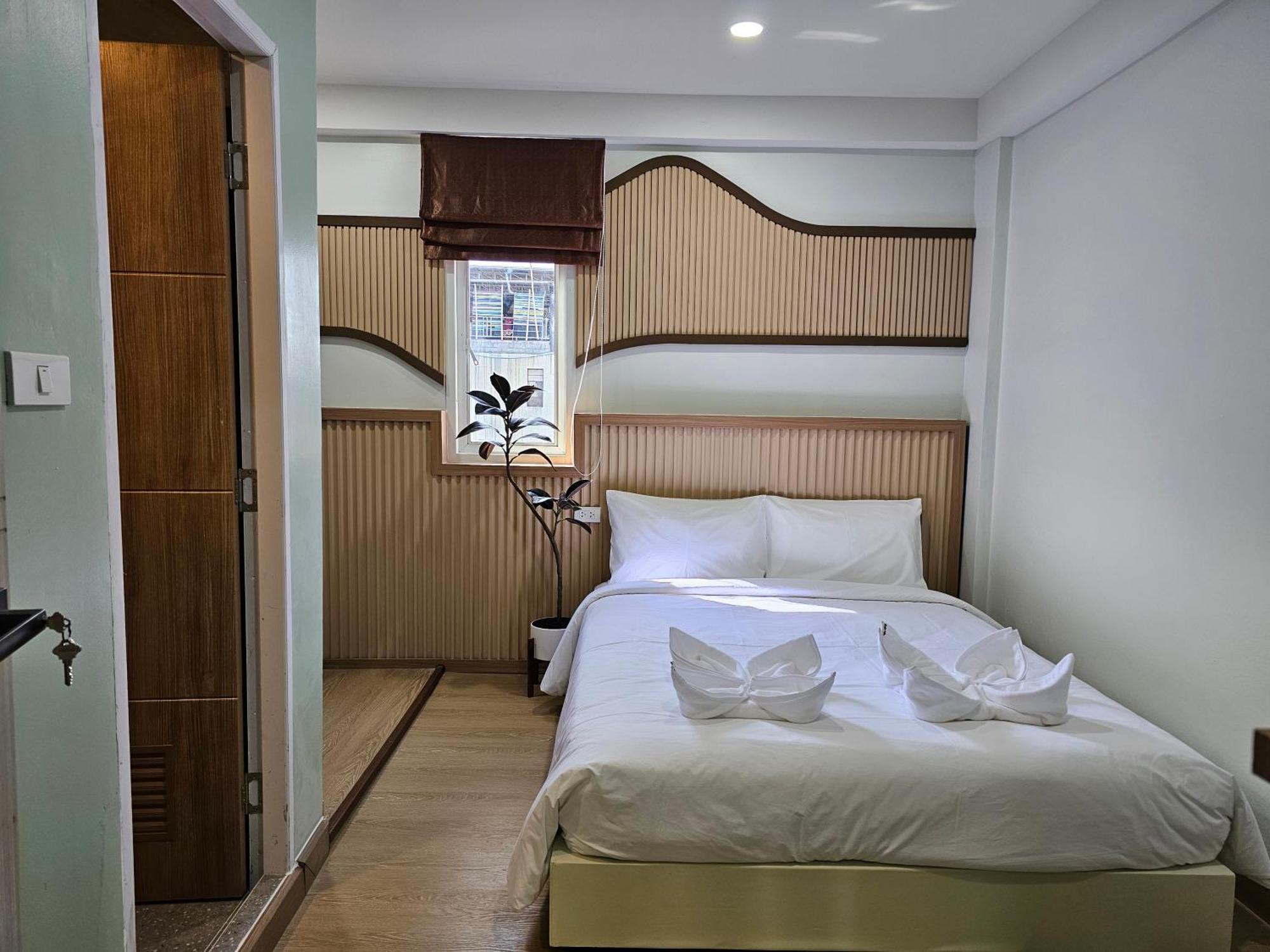 Lub Nai Hostel Patong Стая снимка