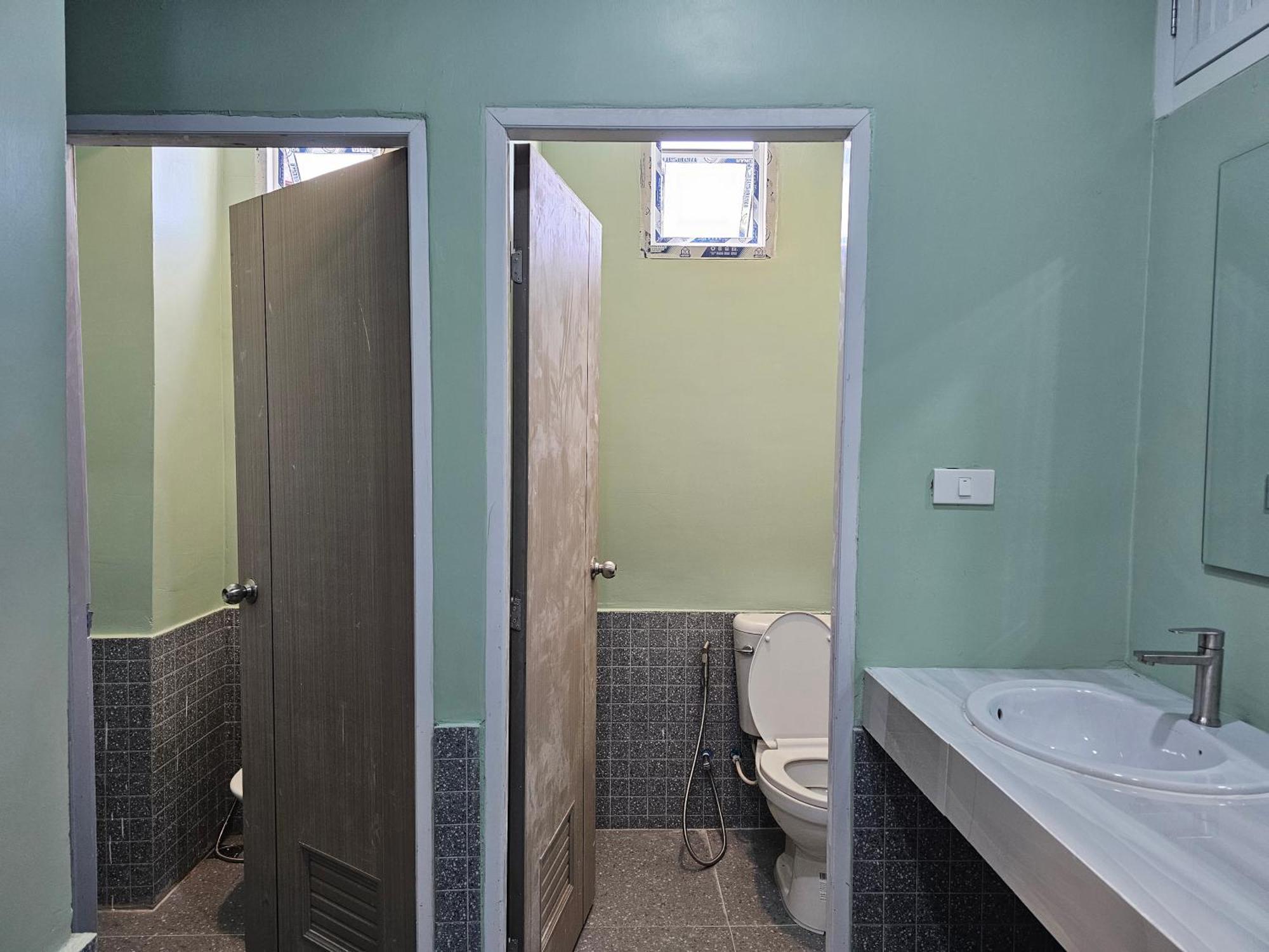 Lub Nai Hostel Patong Стая снимка