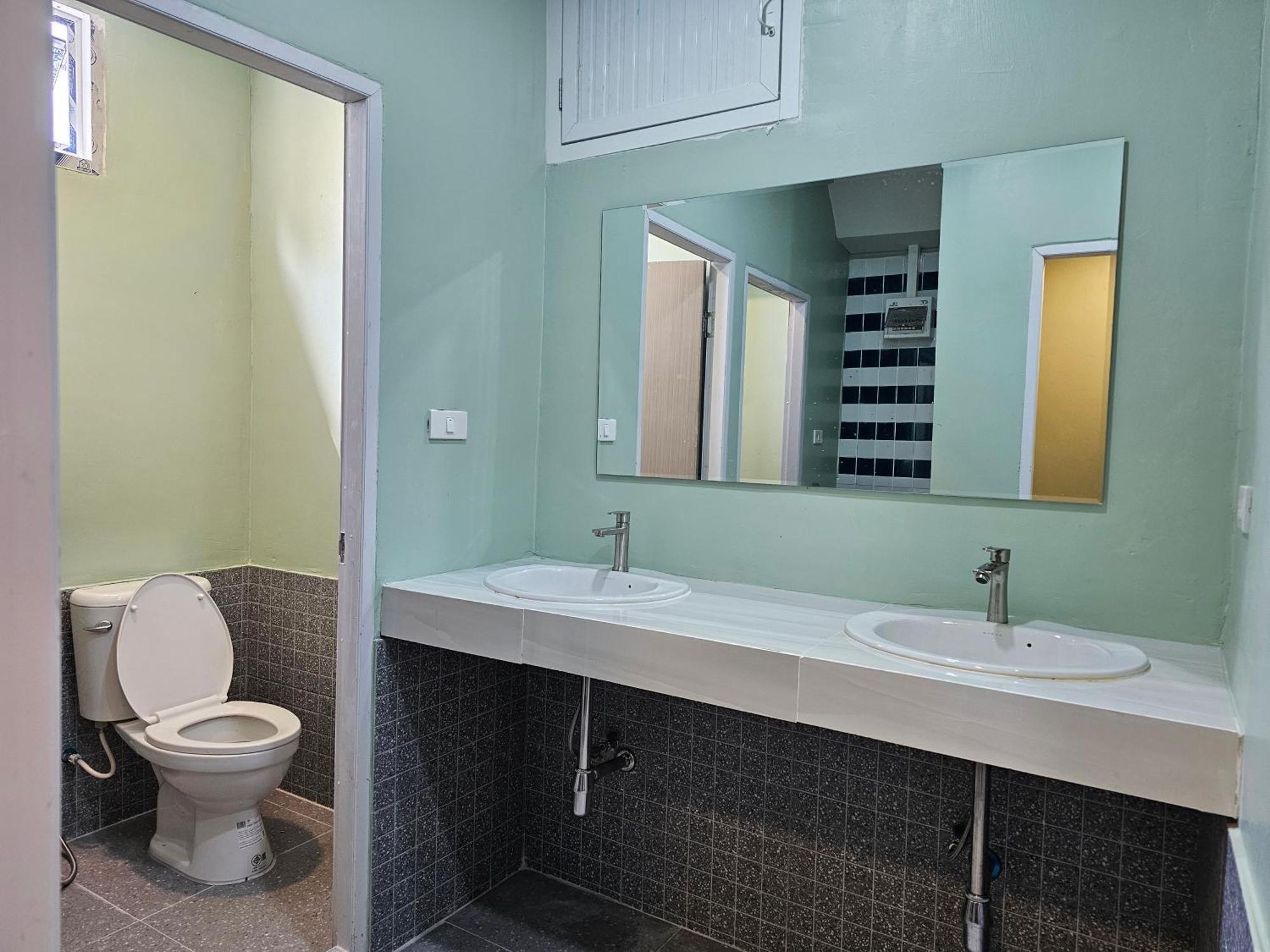 Lub Nai Hostel Patong Стая снимка