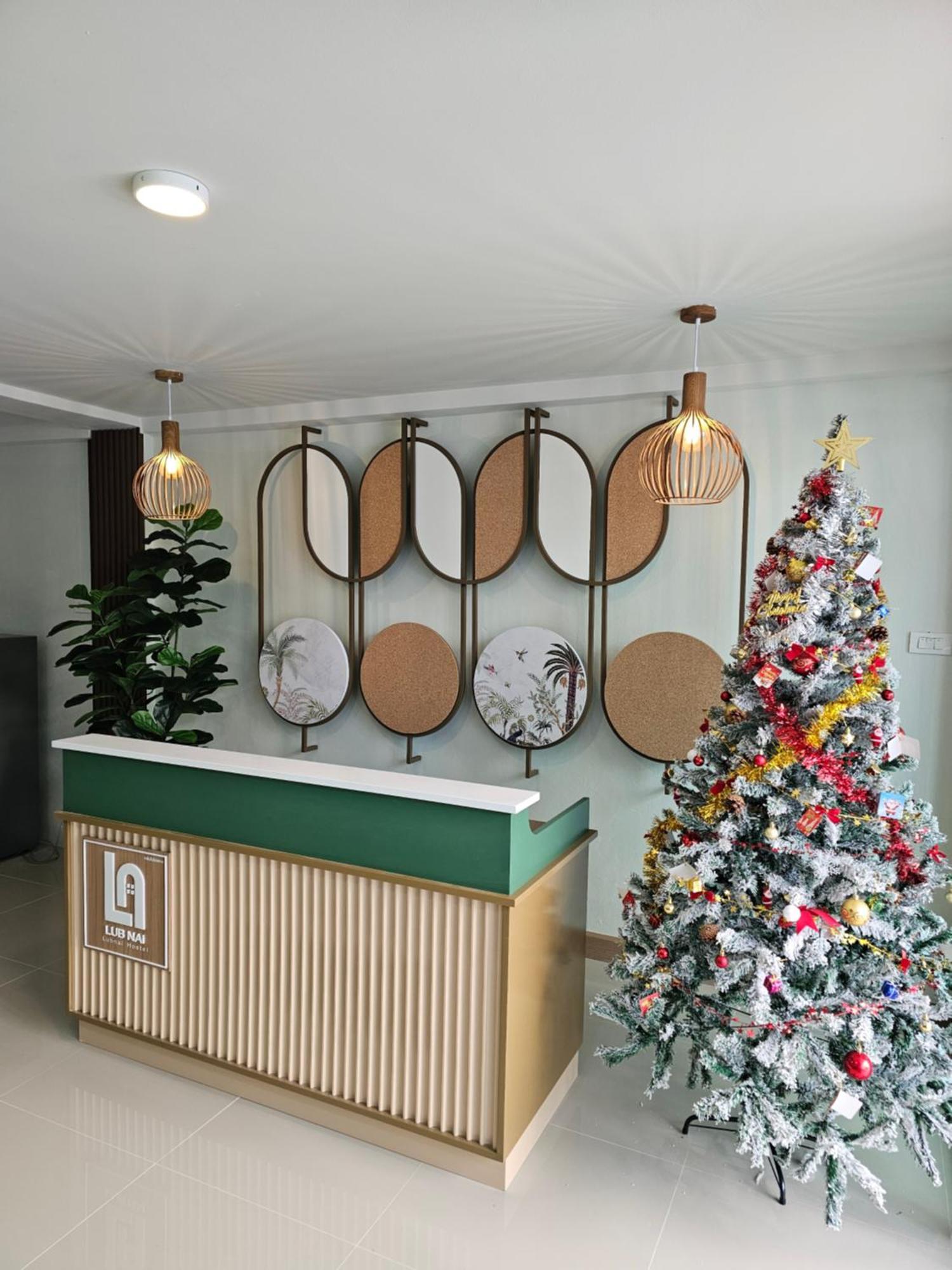 Lub Nai Hostel Patong Екстериор снимка